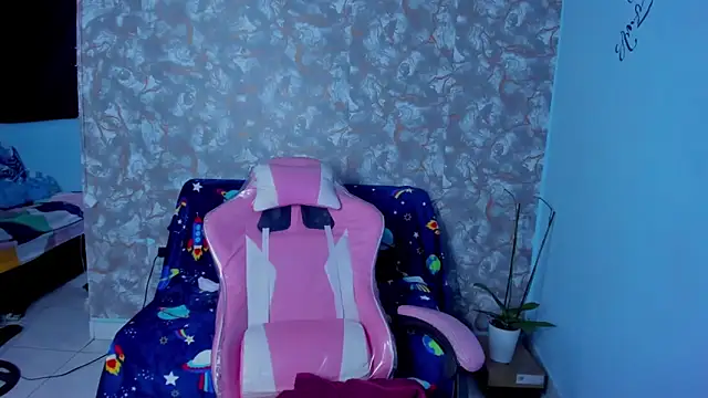 Pokazy przed kamerką – AngelaCoffee