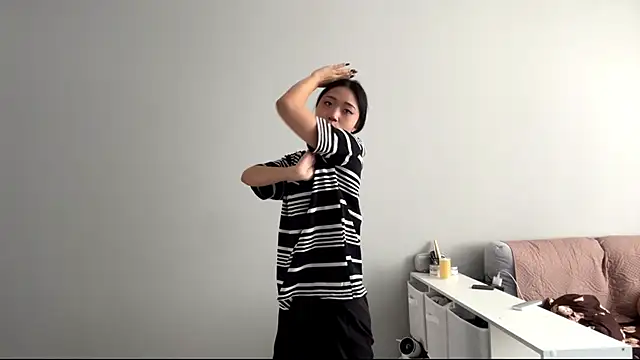 SweetMiaXO's Webcam Show