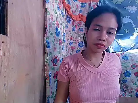 PinaySkinnyGirl's Live XXX Chat