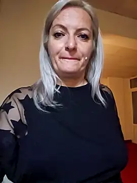 LadyTouch: онлайн-секс-чат