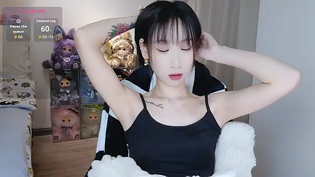 Živý XXX chat M-OTT_