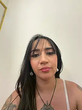 Živý XXX chat EmmyEvans1