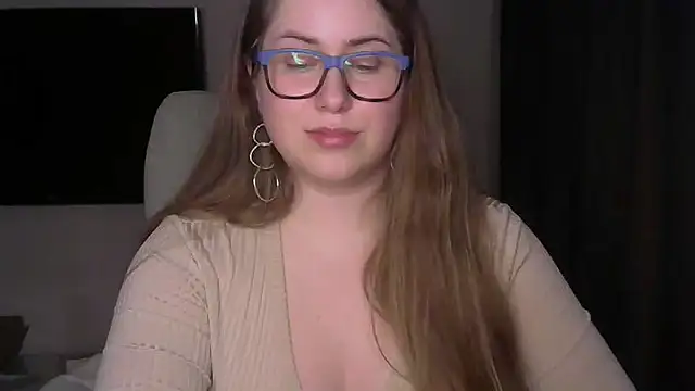 แชท XXX สดของ SeasonalSomeone