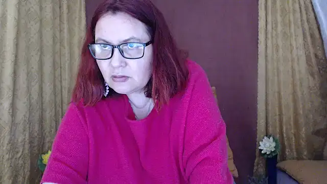 PlayfullMature élő XXX-chatje