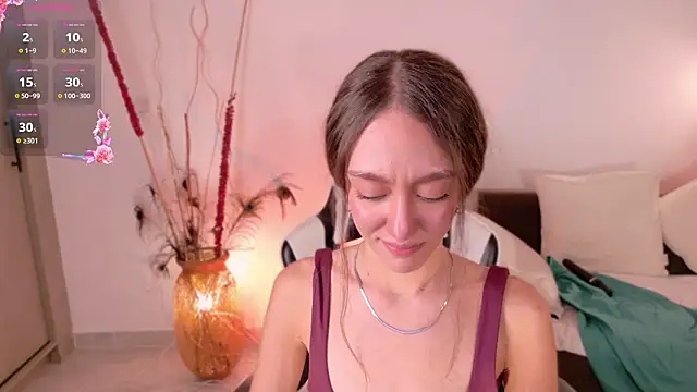 Chat +18 de ChloeMoreti ao vivo