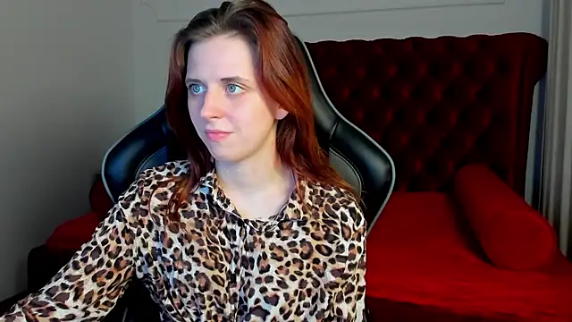 Chat +18 de FreyaVey ao vivo