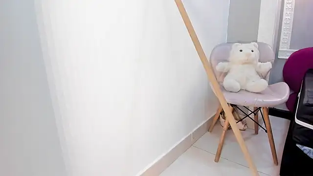 Bonniie_22のライブXXXチャット