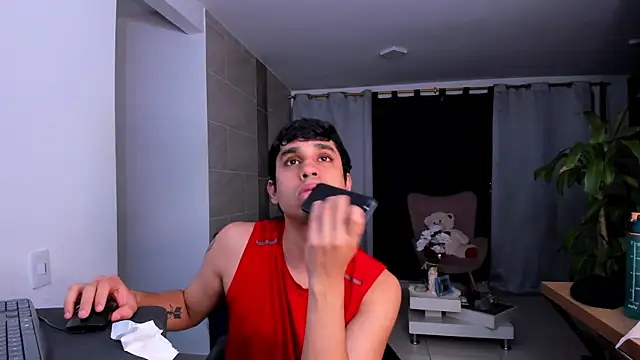 ghatto_cmilkpunch Chat XXX in diretta