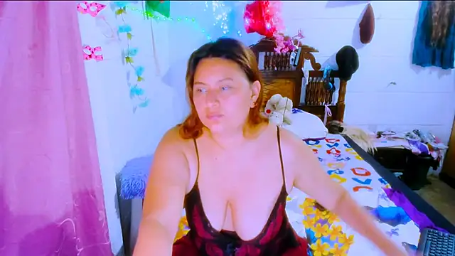 دردشة SofiaOlivares الجنسية المباشرة