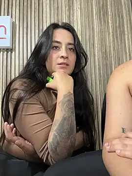 Antonella_Julieta Live XXX-Chat