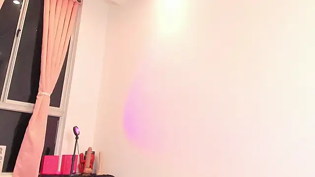 Онлайн чат XXX SophieRossi