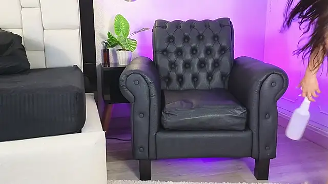 sofia_rousse_ লাইভ XXX চ্যাট