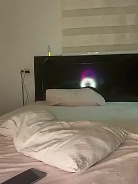 Živý XXX chat MISSMAYSROOM