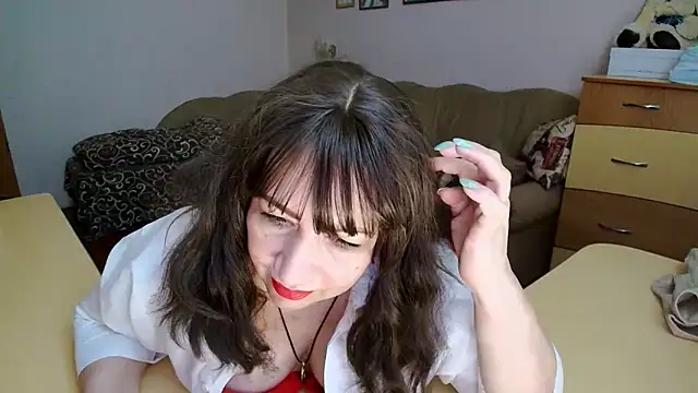 XXX chat uživo modela Lucretia_Goldi_