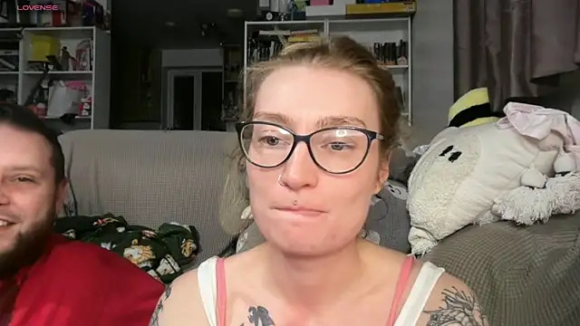 XXX chat uživo modela harleyblair