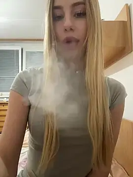 Show modela JudithCarly na web-kameri