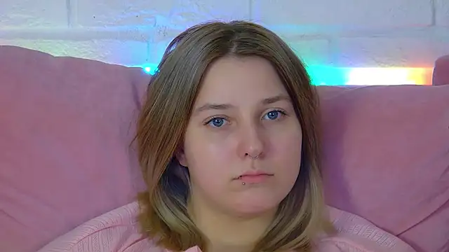 TinnaBurton's Live XXX Chat