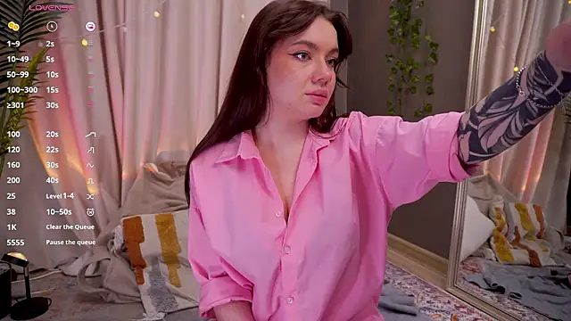 Chatroom XXX en direct de SinfulMoves