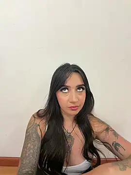 Chatroom XXX en direct de EmmyEvans1