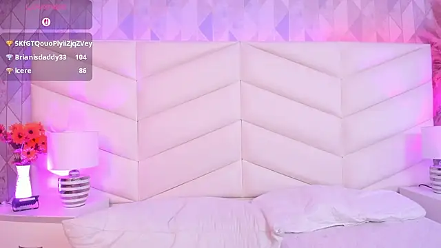 Nina_Ford_'s Live XXX Chat