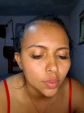 Daniela_Cruz_のライブXXXチャット