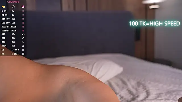 Chat +18 de Monika__youthful ao vivo