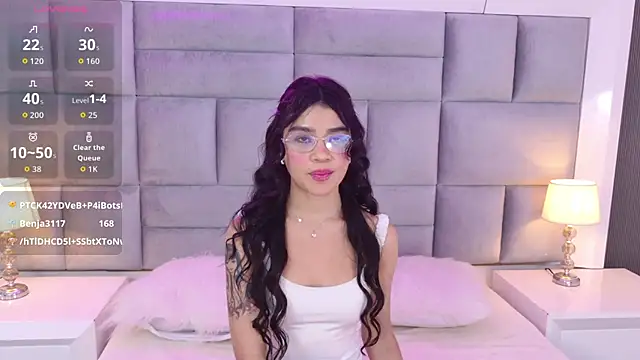 OliviaDiaz Adlı Modelin Canlı XXX Sohbeti