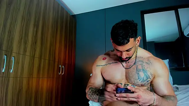 massimo_visconti – Naživo XXX chat