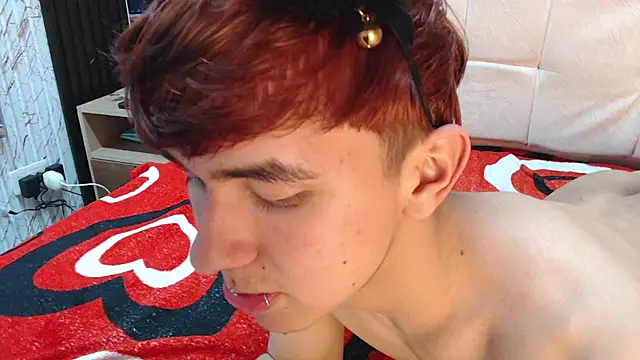 massimoferrera303av Chat XXX live