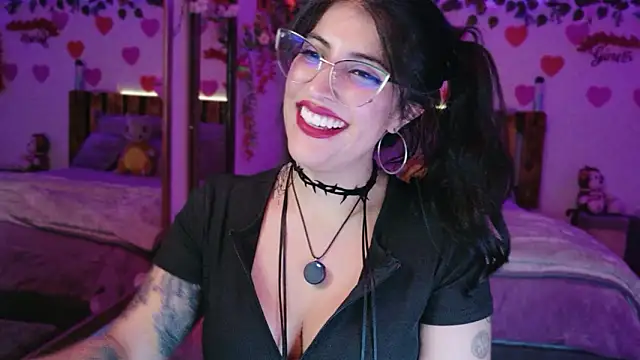 AzaharJaan live XXX chat