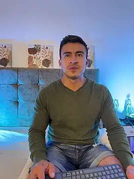 Czat XXX na żywo – Chris_Clarck