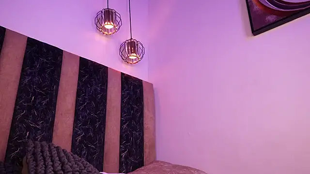 Ivi_Aiko's Webcam Show