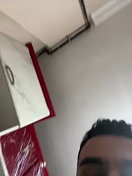 yakisikligenc webcam show