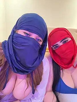 Divas_Arab_girls Adlı Modelin Canlı XXX Sohbeti