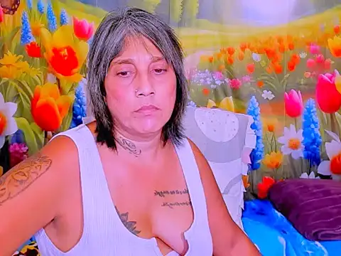 Онлайн чат XXX indianroxy