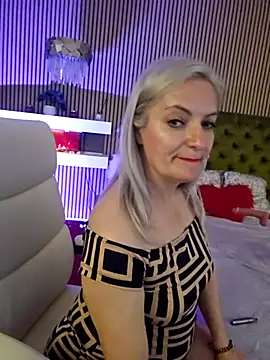 LadyTouch 现场XXX聊天