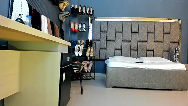 Matureyulyet Chat XXX live