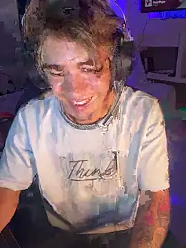 แชท XXX สดของ AngelLatinBoy