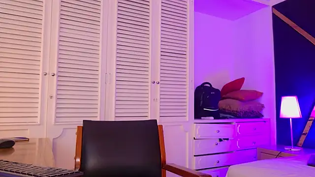 Adel_Nesbiit live XXX chat