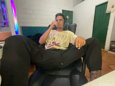 Max_TheHorseDick Obrolan Langsung XXX