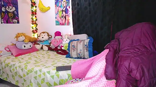 Онлайн чат XXX flaquita_corall