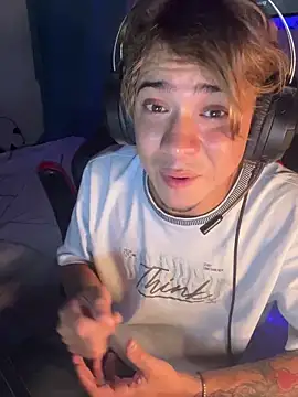 AngelLatinBoy Webcam Show