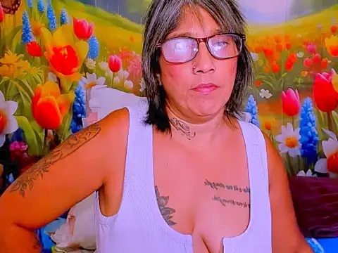 indianroxyのライブXXXチャット