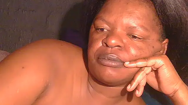 ebony_rose11: απευθείας συνομιλία ΧΧΧ