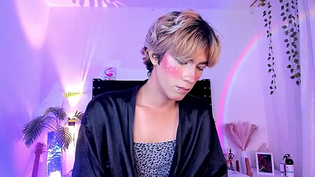 Cooperrosscute233のライブXXXチャット