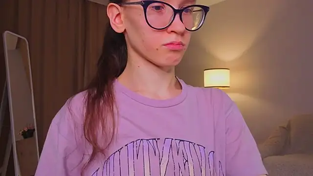 BettyBrowni: απευθείας συνομιλία ΧΧΧ