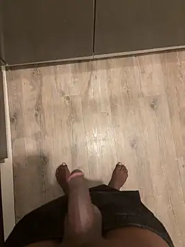 Trhge253 Live XXX Chat