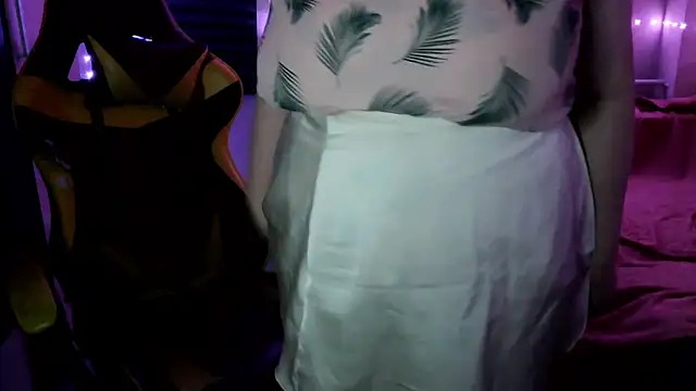 Lulovia: απευθείας συνομιλία ΧΧΧ