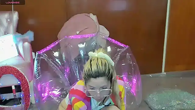 Skinygirl: απευθείας συνομιλία ΧΧΧ