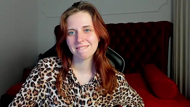 FreyaVey: онлайн-секс-чат